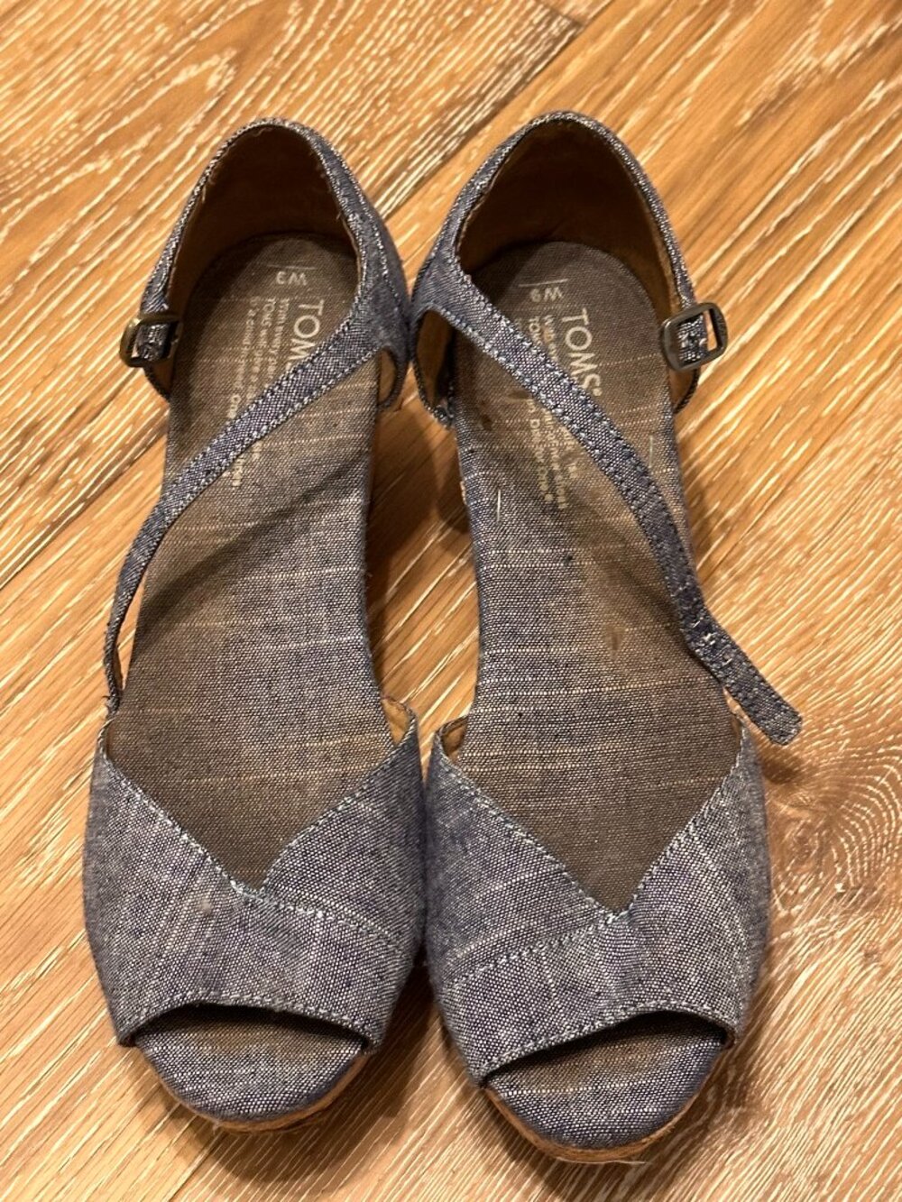 TOMS Womens Chambray cork wedges